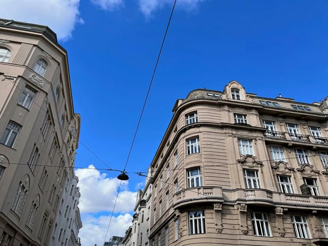 Mietpreisbremse hält Wiener Zinshausmarkt am Boden