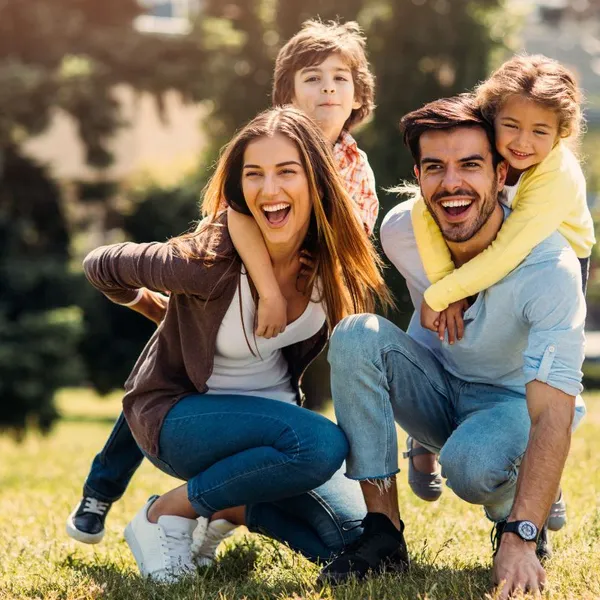 Wurzeln schlagen: Stadt oder Land als Heimatort für Kinder.