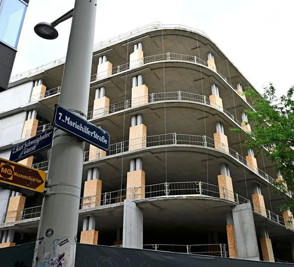 "Lamarr"-Rohbau: Der Abbruch hat begonnen