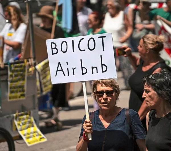 Schluss mit Airbnb? Wie Spanien gegen Ferienwohnungen vorgeht